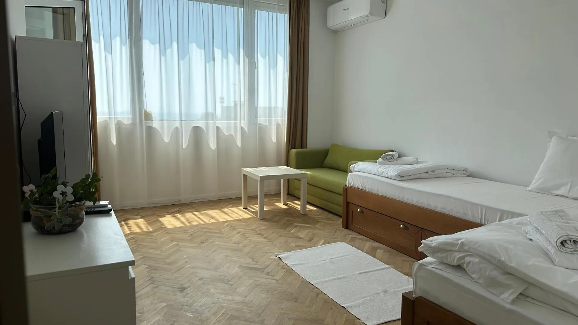 Guest Rooms Boutique וארנה