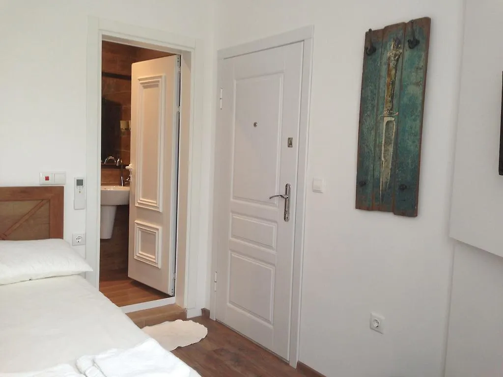 Guest Rooms Boutique וארנה 2*,  בולגריה