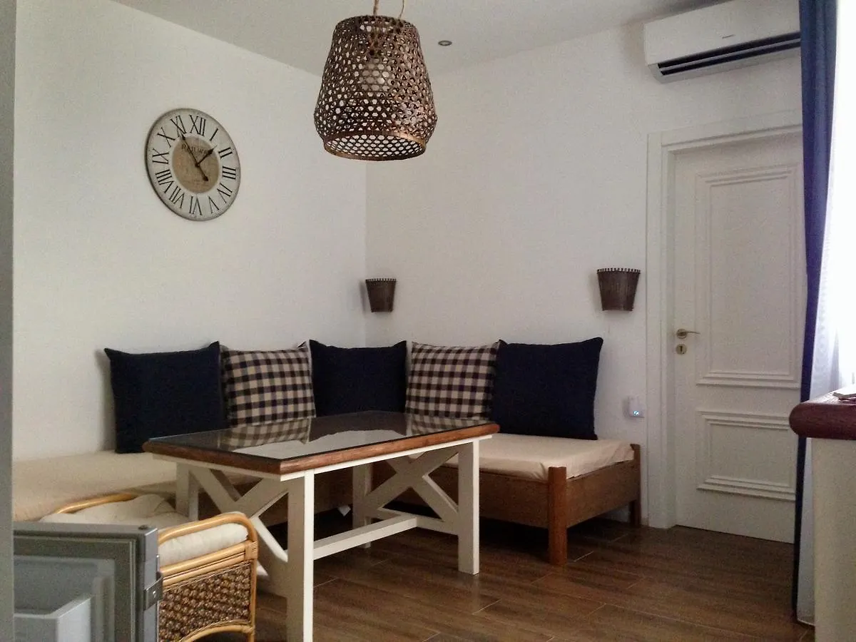 Guest Rooms Boutique וארנה בולגריה