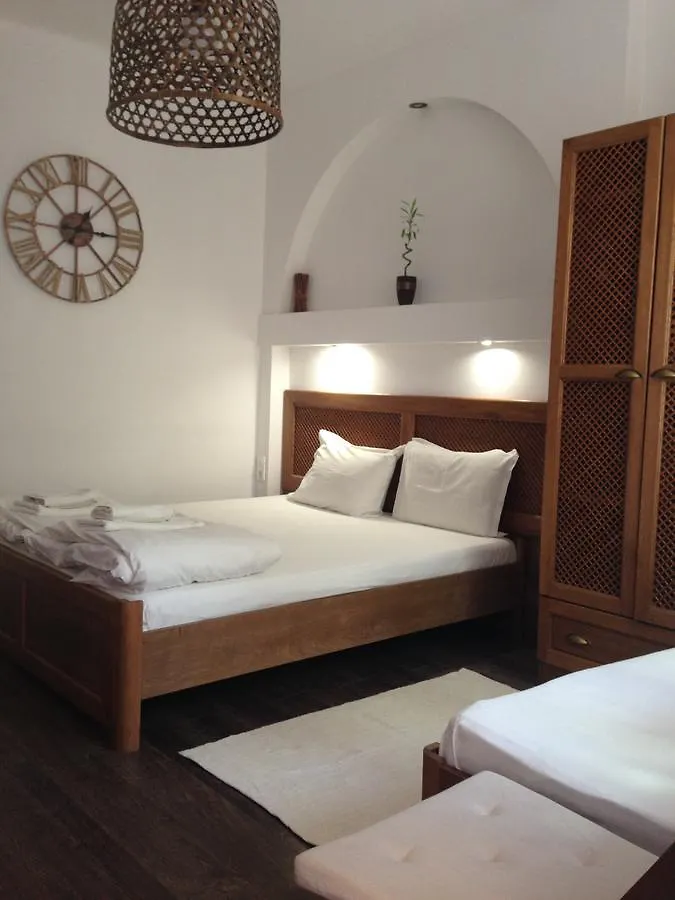 Guest Rooms Boutique וארנה 2*,  בולגריה